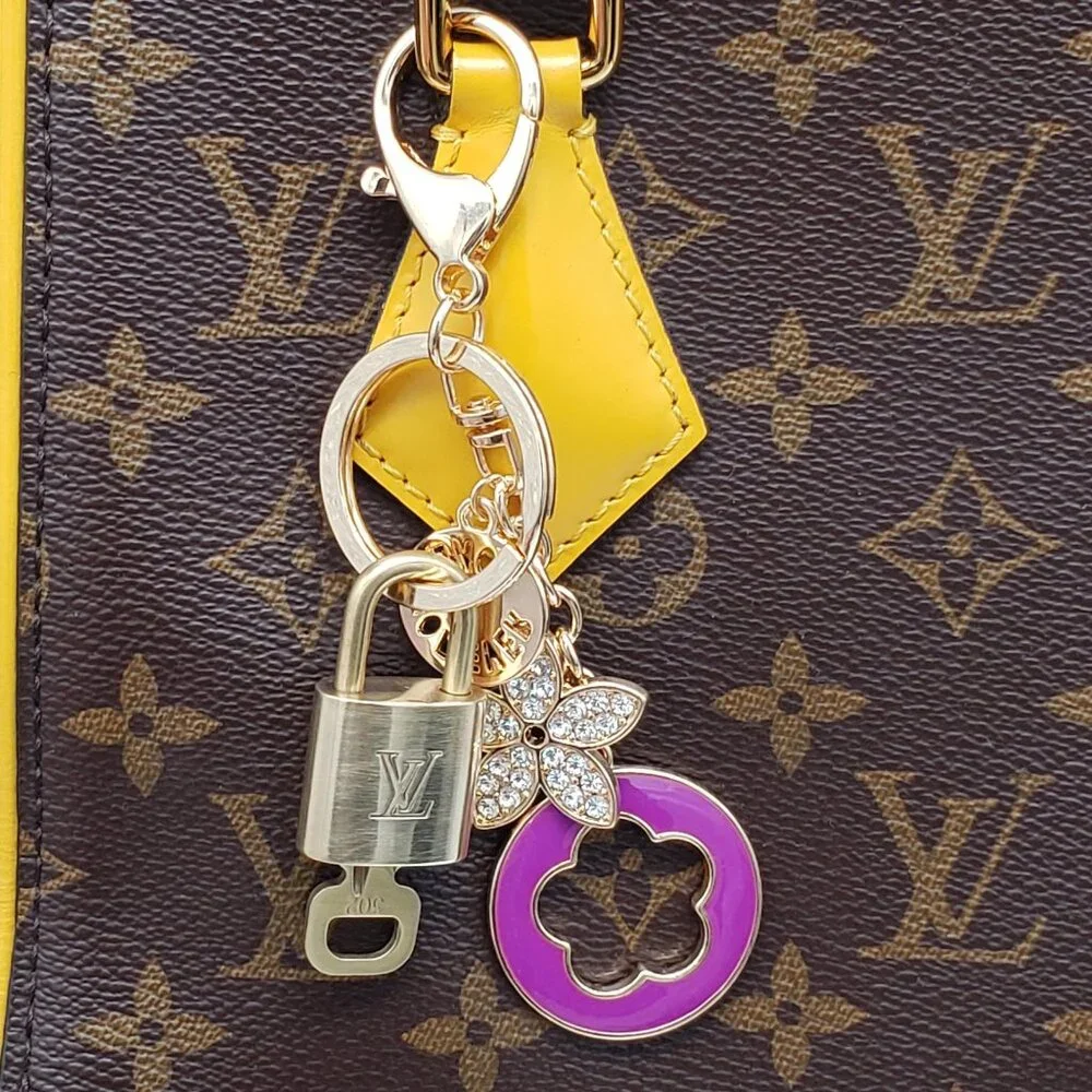 Authentic Louis Vuitton Lock & Key with Unbranded Flower Charm, Keychain - Picture 2 of 9